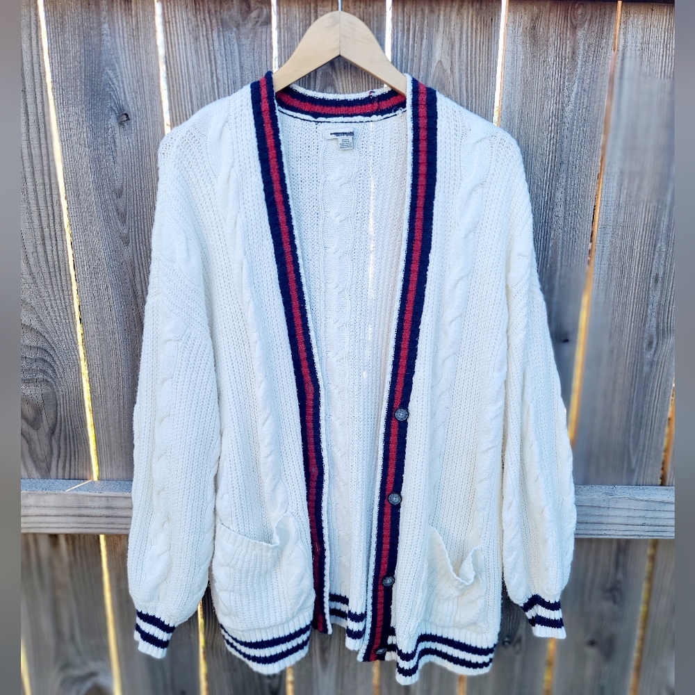 American Eagle Cardigan Size M